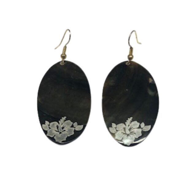 oval shaped mother of pearl shell earrings